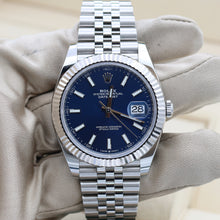 Load image into Gallery viewer, Rolex Datejust ref. 126334 Blue Dial Jubilee bracelet - Full Set
