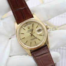 Cargar imagen en el visor de la galería, Rolex Day-Date ref. 18038 Champagne Dial - Leather strap
