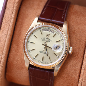 Rolex Day-Date ref. 18038 Champagne Dial - Leather strap