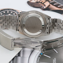 Bild in Galerie-Viewer laden, Rolex Datejust 36 ref. 16234 Salmon Circle Dial -  Jubilee - Full Set

