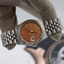 Bild in Galerie-Viewer laden, Rolex Datejust 36 ref. 16234 Salmon Circle Dial -  Jubilee - Full Set
