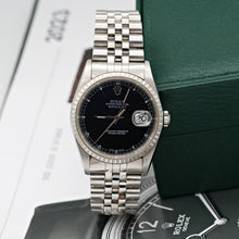 Cargar imagen en el visor de la galería, Rolex Datejust ref. 16220 Black (Circle) Dial Jubilee Bracelet Full Set
