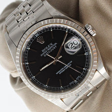 Cargar imagen en el visor de la galería, Rolex Datejust ref. 16220 Black (Circle) Dial Jubilee Bracelet Full Set
