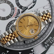 Carica l'immagine nel visualizzatore di Gallery, ON SALE: Rolex Datejust 36 ref. 16233 Champagne dial (V3) - Jubilee Bracelet - Full Set
