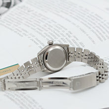 Załaduj obraz do przeglądarki galerii, Rolex Lady-Datejust ref. 69174 - Black Roman Dial - Jubilee bracelet
