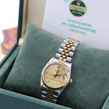 Załaduj obraz do przeglądarki galerii, Rolex Datejust 31 Mid-Size ref. 68273 - Champagne Dial - Full Set
