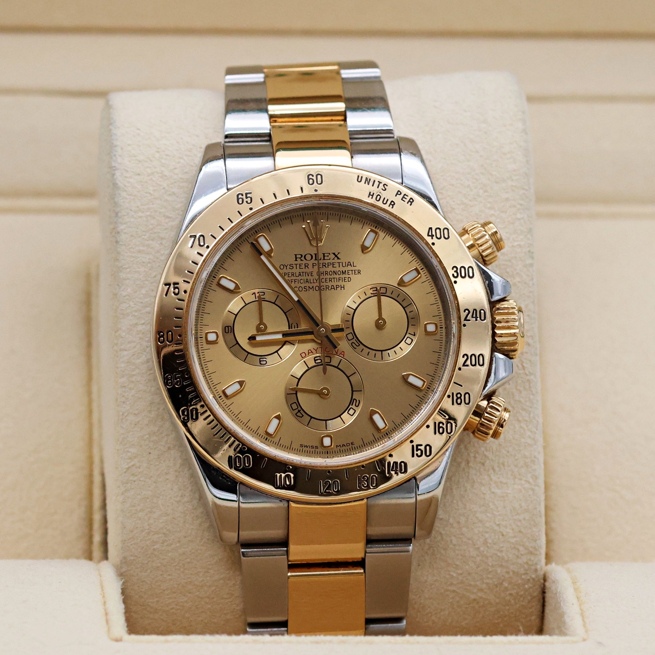 Rolex Daytona 116523 - Champagne Dial - Oyster Bracelet