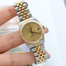 Załaduj obraz do przeglądarki galerii, Rolex Datejust 31 Mid-Size ref. 68273 - Champagne Dial - Full Set
