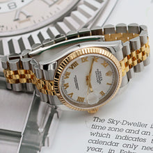 Indlæs billede til gallerivisning Rolex Datejust ref. 116233 White Roman Dial - Jubilee Bracelet - Full Set
