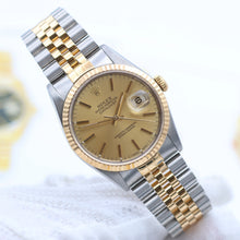 Załaduj obraz do przeglądarki galerii, Rolex Datejust 36 ref. 16233 Champagne dial - Jubilee Bracelet
