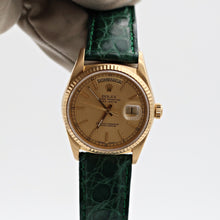Load image into Gallery viewer, Rolex Day-Date ref. 18038 Champagne Linen Dial - Crocodile Leather strap

