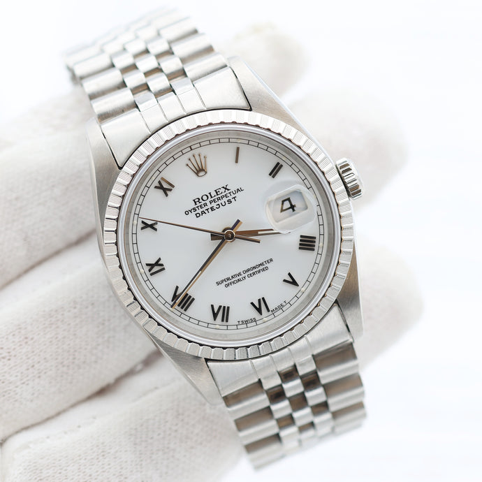 Rolex Datejust ref. 16220 White Roman (Small) Dial Jubilee Bracelet