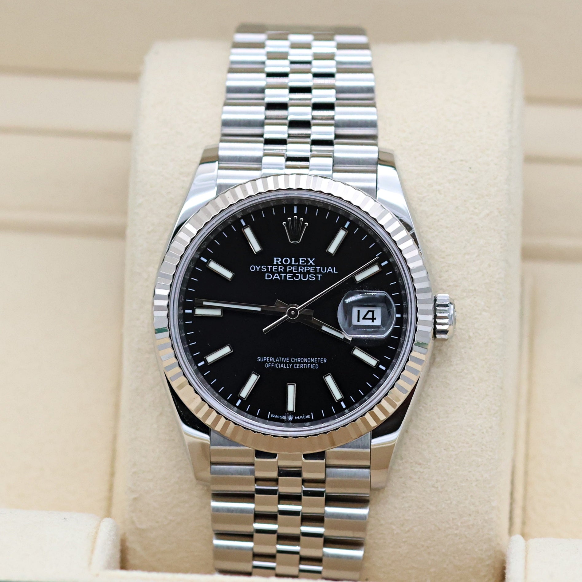 Rolex Datejust ref. 126234 Black Dial Jubilee bracelet - Full Set