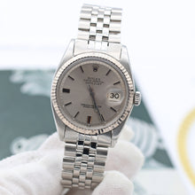 Załaduj obraz do przeglądarki galerii, Rolex Datejust ref. 1601 - Grey Dial - Jubilee bracelet
