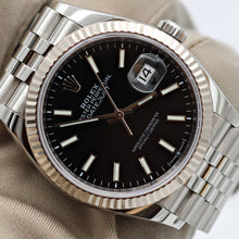 Charger l'image dans la galerie, Rolex Datejust ref. 126234 Black Dial Jubilee bracelet - Full Set
