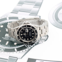 Załaduj obraz do przeglądarki galerii, Rolex Submariner Date ref. 16610 - Oyster bracelet
