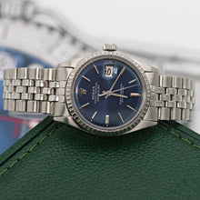 Indlæs billede til gallerivisning Rolex Datejust ref. 1603 - Steel Bezel - Blue Soleil dial (V III) - Jubilee Bracelet
