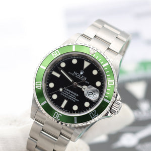 Rolex Submariner Datum 16610LV (Kermit) in Stahl - grüne Lünette