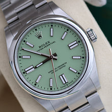 Indlæs billede til gallerivisning Rolex Oyster Perpetual 134300 - Green "Pistachio" Dial - Full set
