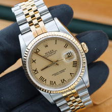 Bild in Galerie-Viewer laden, Rolex Datejust 36 Ref. 16233 Champagne Römische Zifferblatt - Full Set
