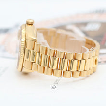 Load image into Gallery viewer, Rolex Day-Date 36 ref. 18038 - Champagne dial
