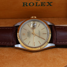 Load image into Gallery viewer, Rolex Datejust 36 ref. 16233 Champagne dial - Leather Strap - Full Set
