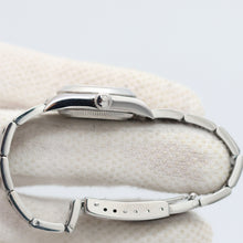 Indlæs billede til gallerivisning Rolex Oyster Perpetual ref. 67180 - Salmon Dial - Oyster Bracelet - Full Set
