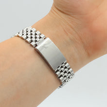 Indlæs billede til gallerivisning Rolex Datejust 36 ref. 16220 Silver Dial - Jubilee Bracelet
