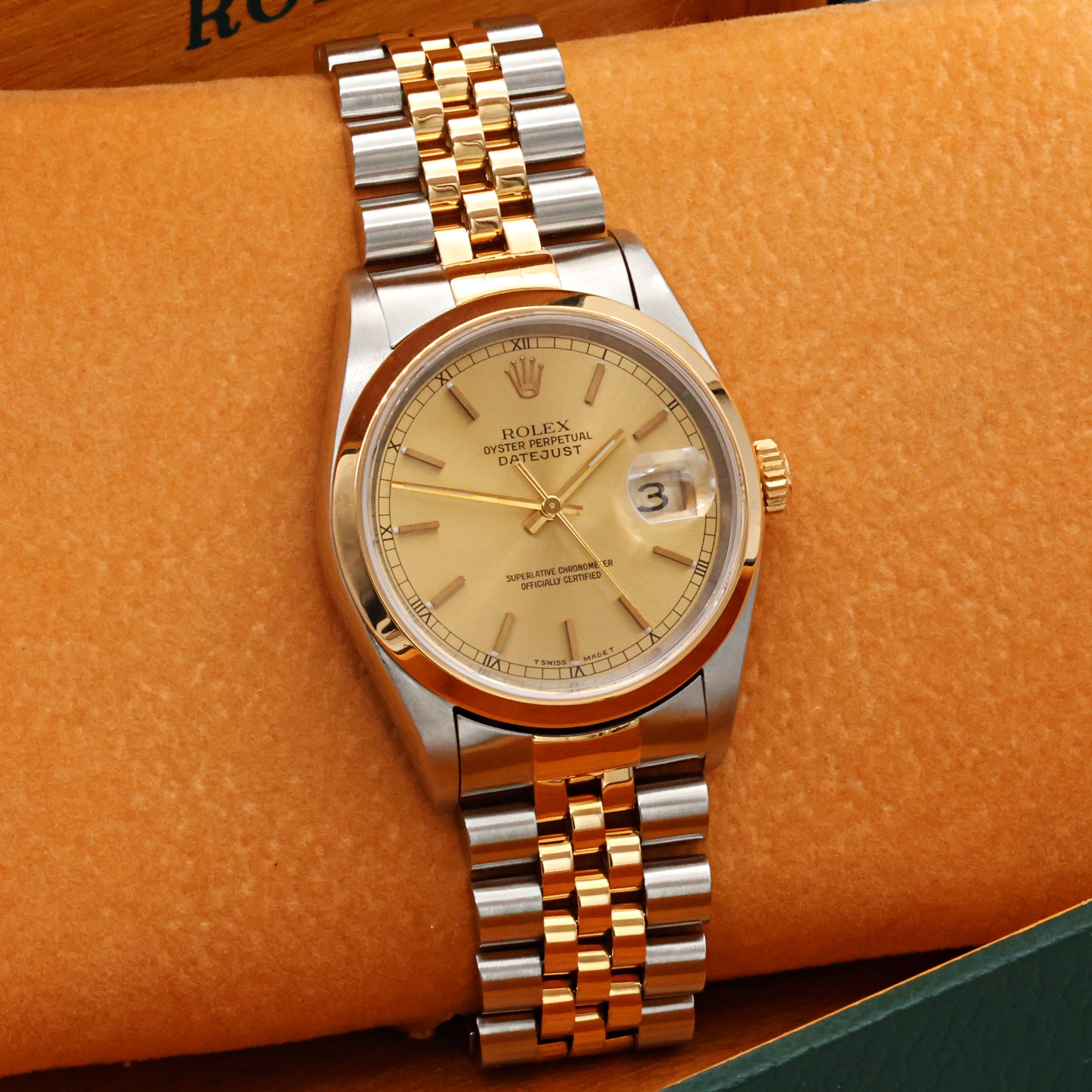 Rolex Datejust ref. 16203 Champagne Circle Dial - Jubilee Bracelet - Full set