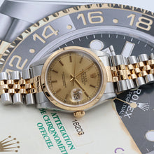 Kép betöltése a galériamegjelenítőbe: Rolex Datejust ref. 16203 Champagne Circle Dial - Jubilee Bracelet - Full set
