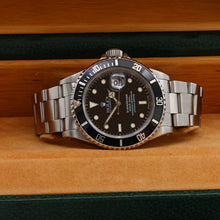 Bild in Galerie-Viewer laden, Rolex Submariner Datum Ref. 16610t - Austernarmband - Voller Satz
