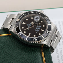 Bild in Galerie-Viewer laden, Rolex Submariner Datum Ref. 16610t - Austernarmband - Voller Satz
