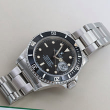 Bild in Galerie-Viewer laden, Rolex Submariner Datum Ref. 16610t - Austernarmband - Voller Satz
