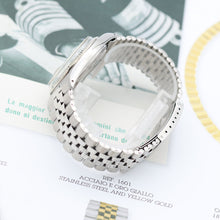 Załaduj obraz do przeglądarki galerii, Rolex Datejust ref. 1601 - White Gold Bezel - Silver dial (V)
