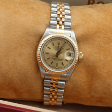 Indlæs billede til gallerivisning Rolex Datejust Lady ref. 69173 Steel/Gold - Champagne Circle Dial - Full Set
