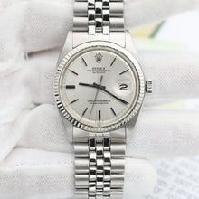 Załaduj obraz do przeglądarki galerii, Rolex Datejust ref. 1601 - White Gold Bezel - Silver dial (V)
