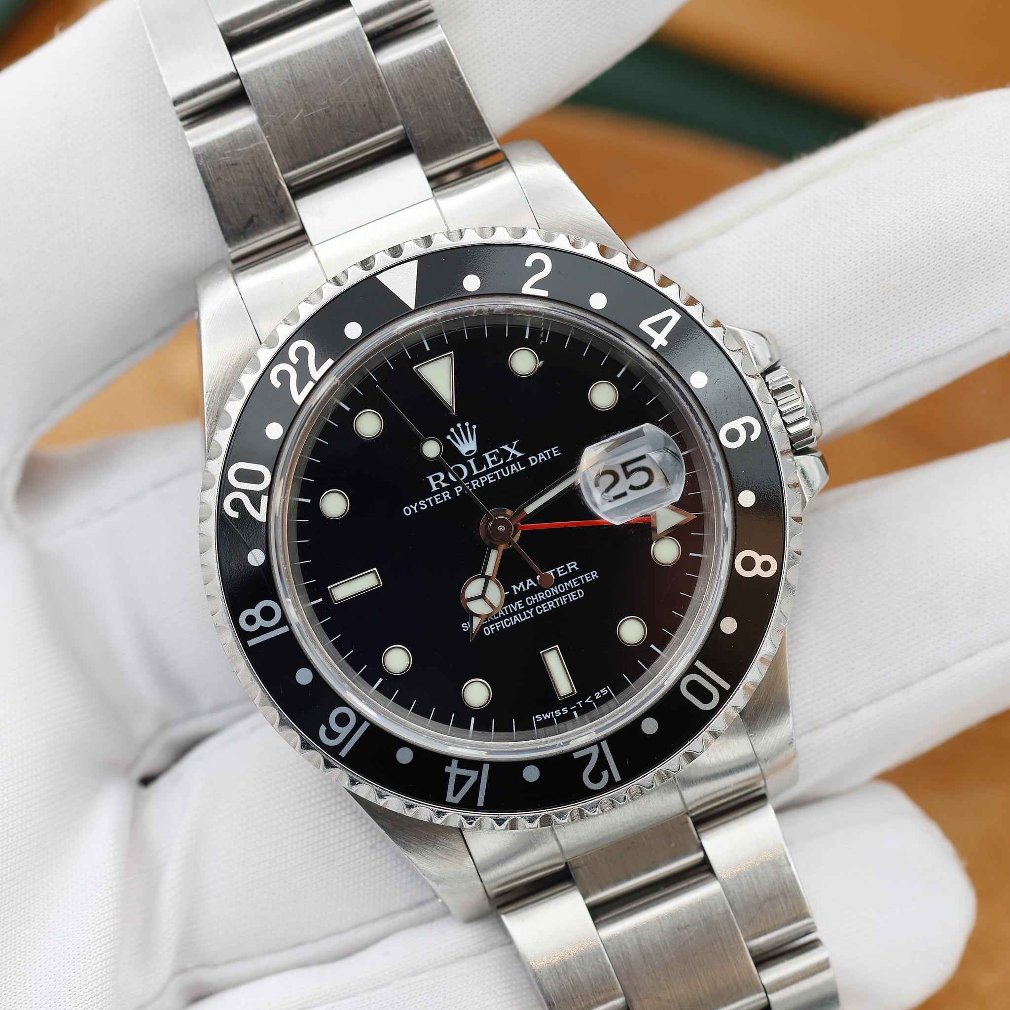 Rolex GMT-Master ref. 16700 - Black Bezel – Debonar Watches Sp. z o.o