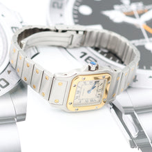 Załaduj obraz do przeglądarki galerii, Cartier Santos Galbée - Quartz - Ref. 1057930 - Full Set
