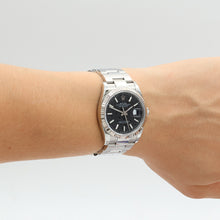 Load image into Gallery viewer, Rolex Datejust ref. 126234 Black Dial Oyster bracelet - Full Set
