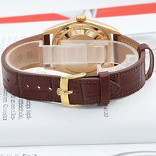 Bild in Galerie-Viewer laden, Rolex Day-Date ref. 18238 Champagne Diamonds Dial - Leather Strap
