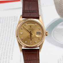 Bild in Galerie-Viewer laden, Rolex Day-Date ref. 18238 Champagne Diamonds Dial - Leather Strap
