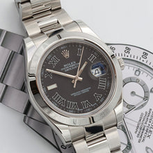 Carica l'immagine nel visualizzatore di Gallery, Rolex Datejust 41 ref. 116300 Black Roman Dial - Oyster Bracelet - Full Set
