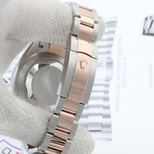Indlæs billede til gallerivisning Rolex Datejust ref. 126331 Sundust Dial - Full set
