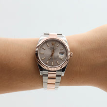 Indlæs billede til gallerivisning Rolex Datejust ref. 126331 Sundust Dial - Full set
