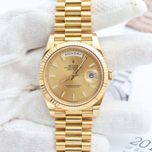 Load image into Gallery viewer, Rolex Day-Date 40 ref. 228238 &quot;The President&quot; - Champagne Dial - Full Set
