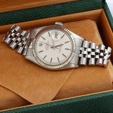 Indlæs billede til gallerivisning Rolex Datejust ref. 1601 - White Gold Bezel - Silver dial (VI) - Full Set
