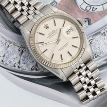 Indlæs billede til gallerivisning Rolex Datejust ref. 1601 - White Gold Bezel - Silver dial (VI) - Full Set
