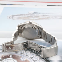 Indlæs billede til gallerivisning Rolex Date ref. 15210 - Silver Dial - Oyster Bracelet
