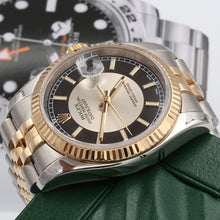 Bild in Galerie-Viewer laden, Rolex Datejust ref. 116233 Silver "Tuxedo" Dial - Jubilee
