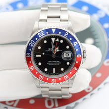 Cargar imagen en el visor de la galería, Rolex GMT-Master ref. 16700 - Pepsi Bezel - Full Set
